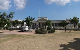 Reddoorz @ Kbl Transient Inn San Fernando